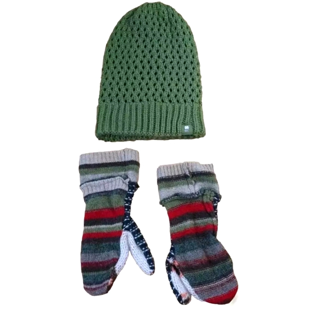 Boho Green Acrylic Cable Knit Hat Wool Alpaca Mittens Glove Set Boho Artsy OS